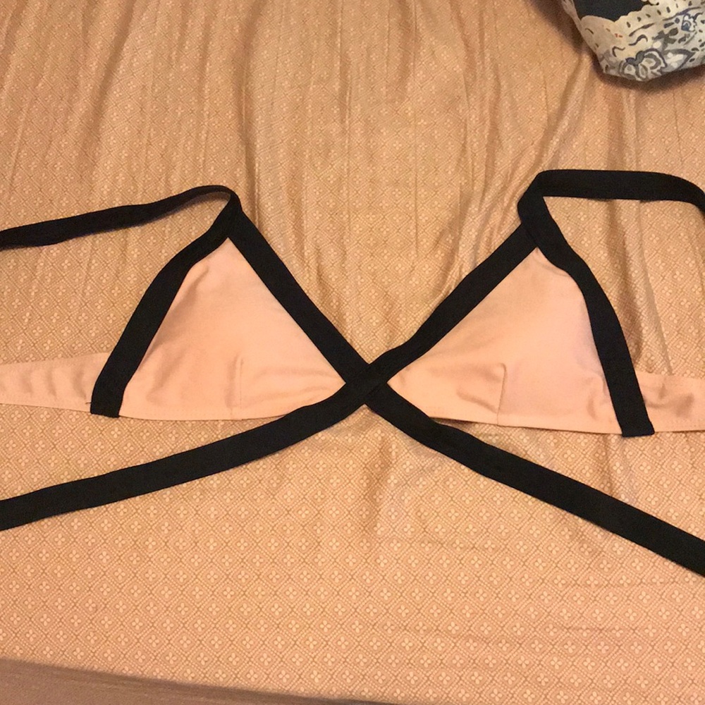 bikini!!! - Picture 2 of 5